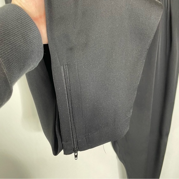 Tucker Black Silk Tunic & Pant Set Size Small - Picture 9 of 12